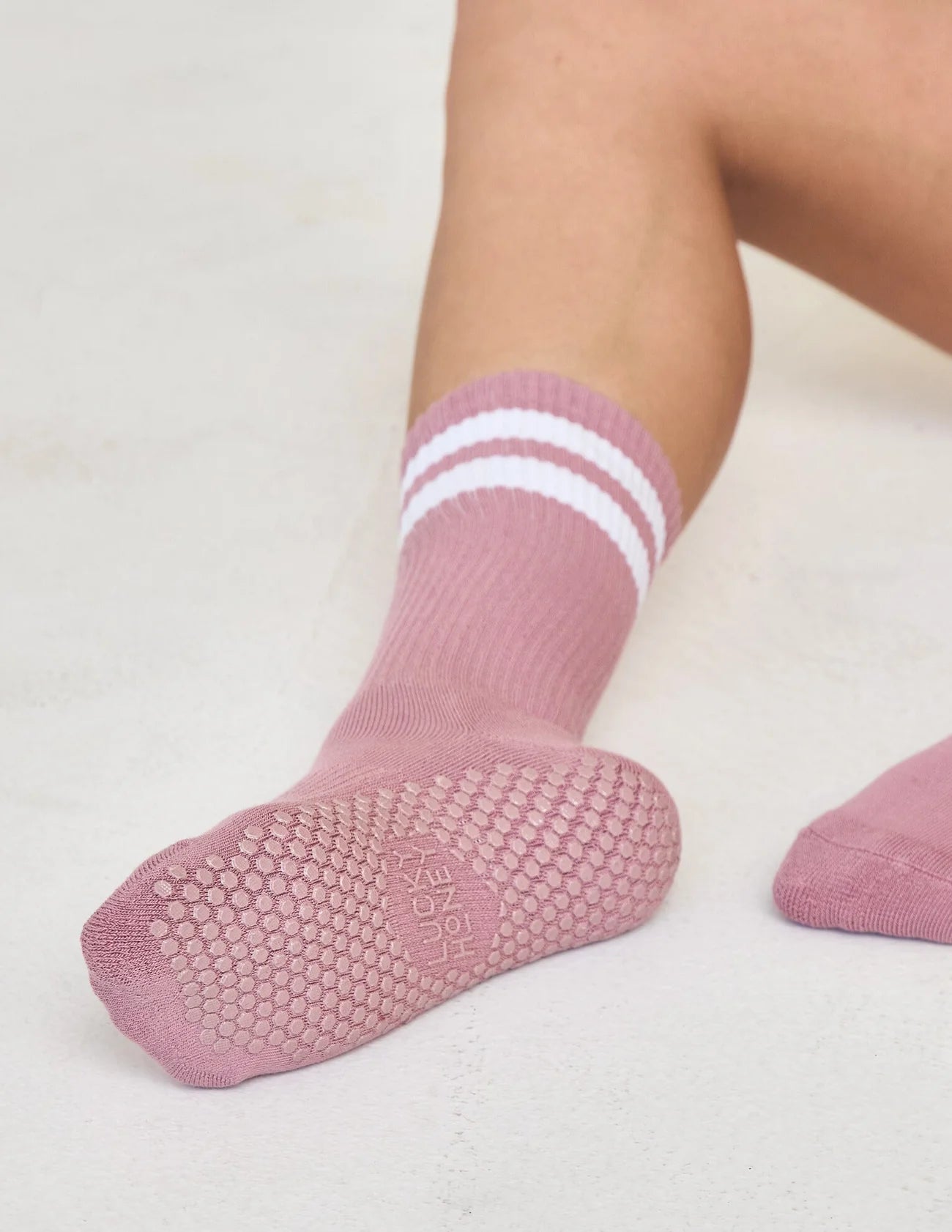 The Tall Tube Grip Sock | Mauve