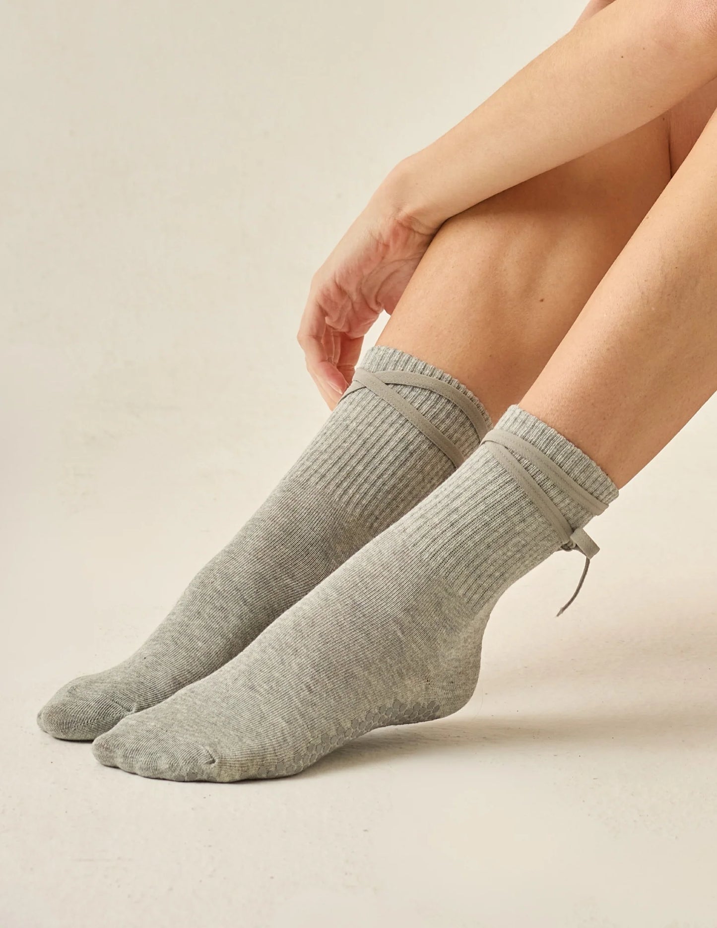 The Nina Grip Sock | Grey