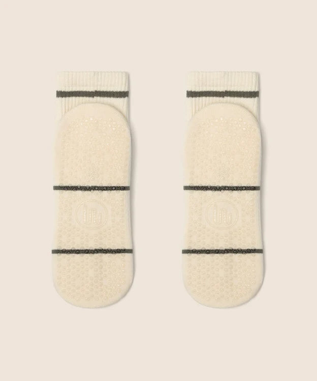 Quarter Crew Non Slip Grip Socks | Baseline Oat