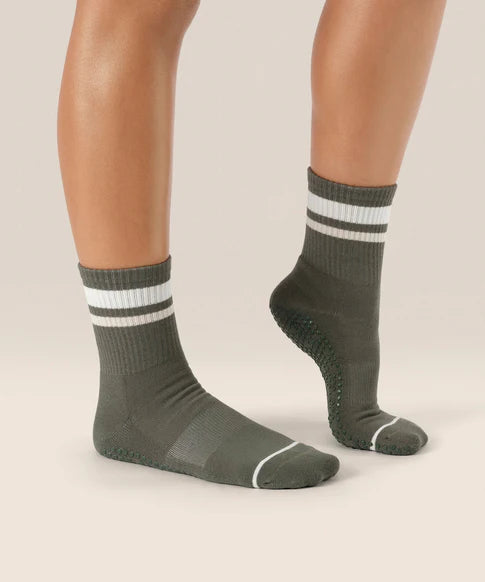 Crew Non Slip Grip Socks | Varsity Stripe Khaki