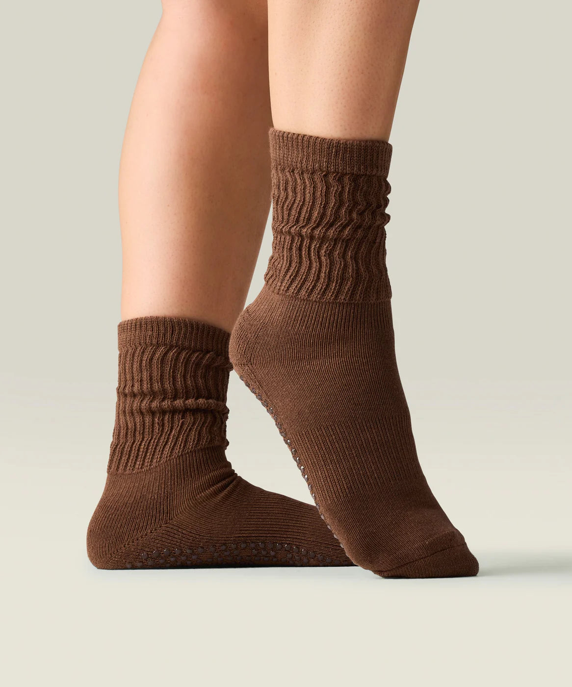 Scrunch Non Slip Grip Socks | Chocolate