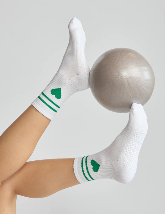 The Emmie Grip Socks | Green Heart