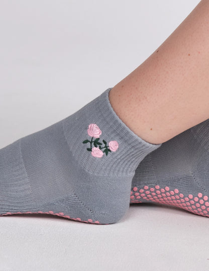 The Harlow Grip Socks | Little Roses Blue