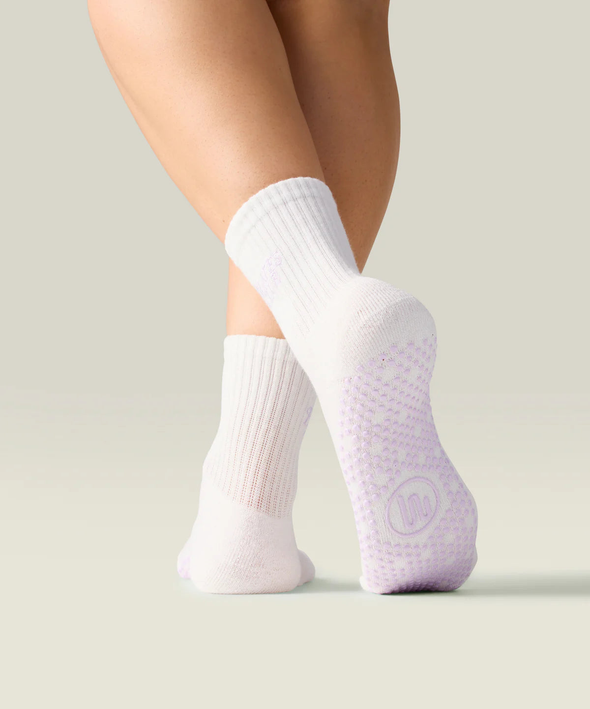 Crew Non Slip Grip Socks | Pilates Club Ivory