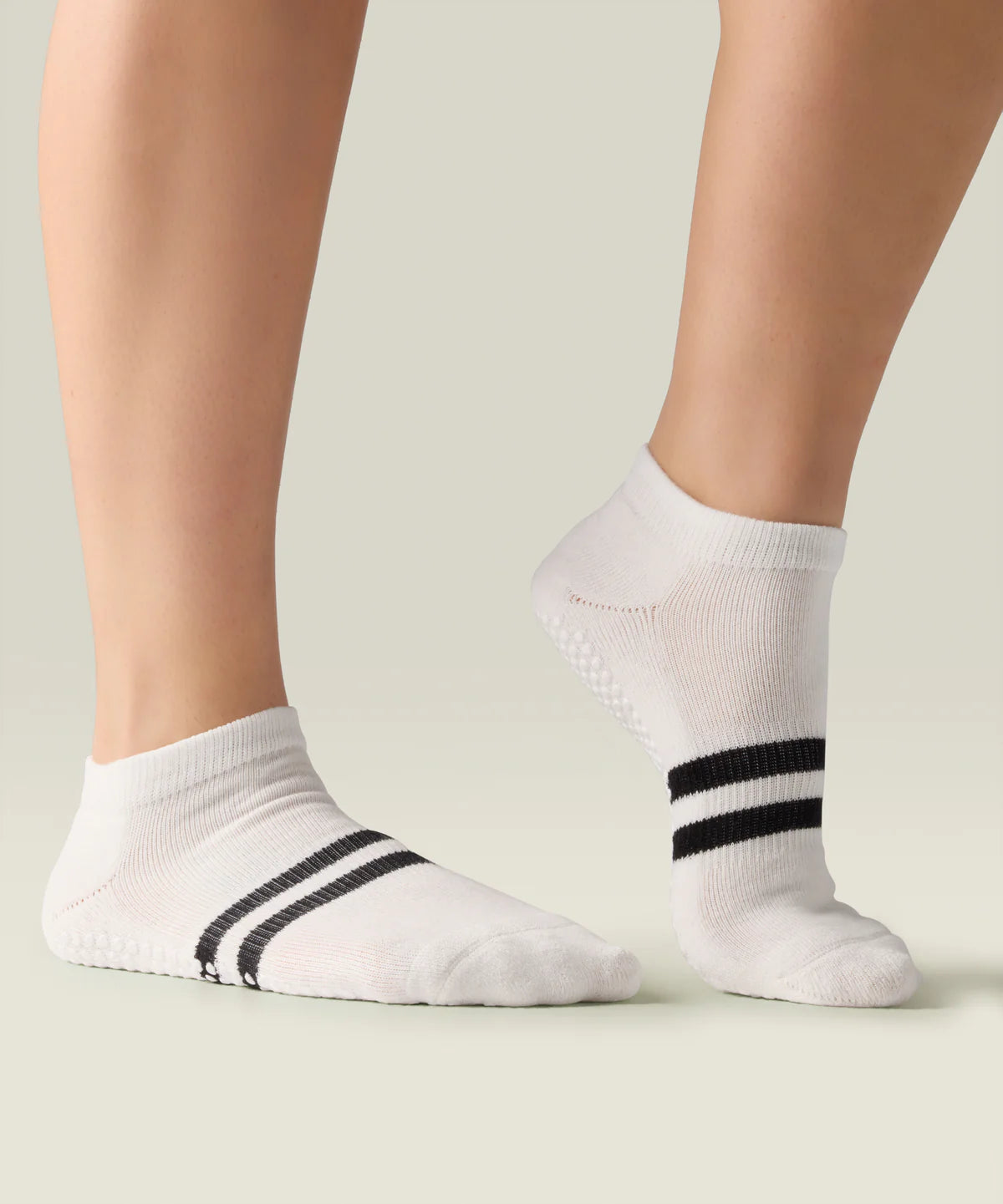 Classic Low Rise Grip Socks | Sporty Stripe Ivory