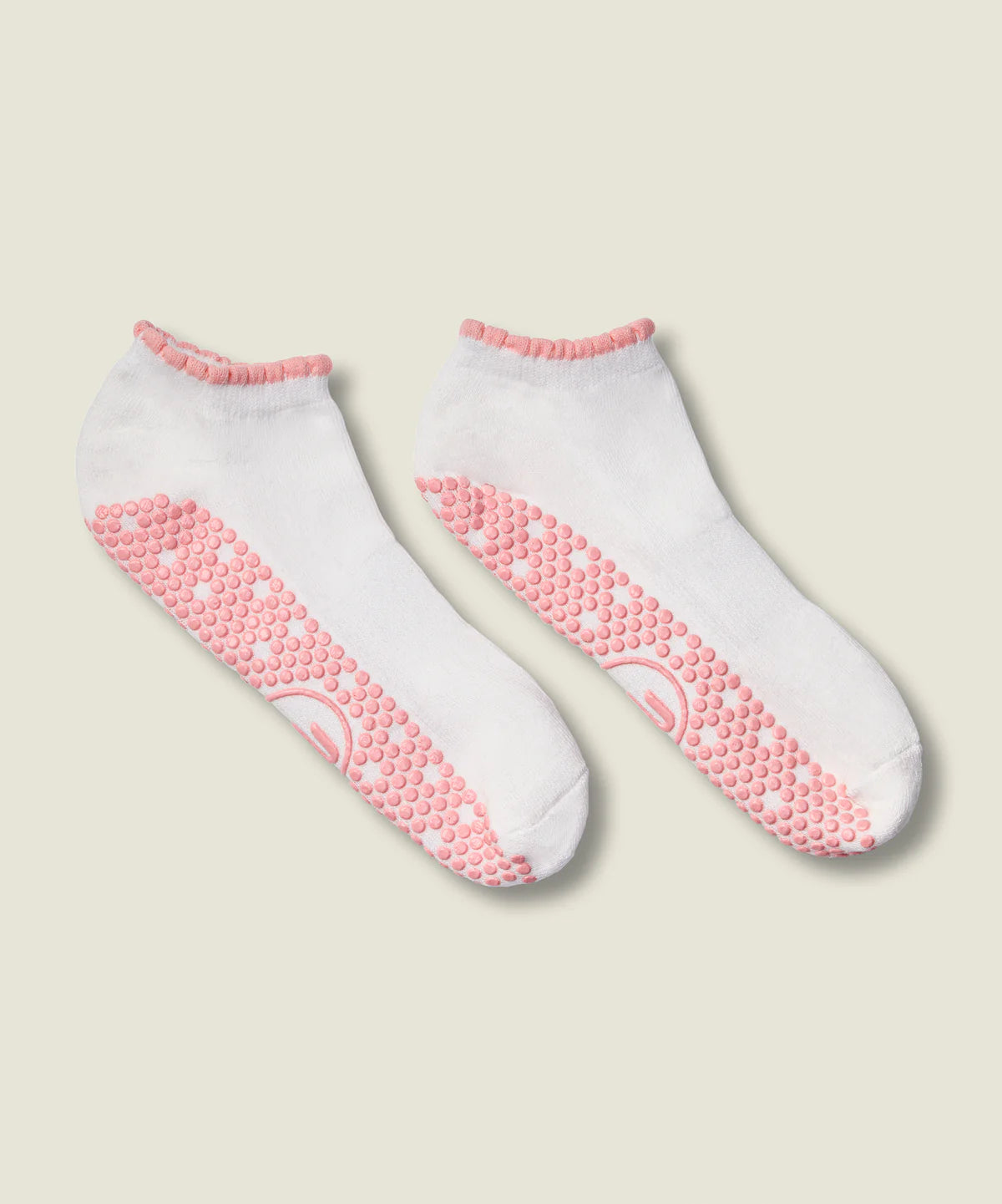 Classic Low Rise Grip Socks | Ivory Pink Frill