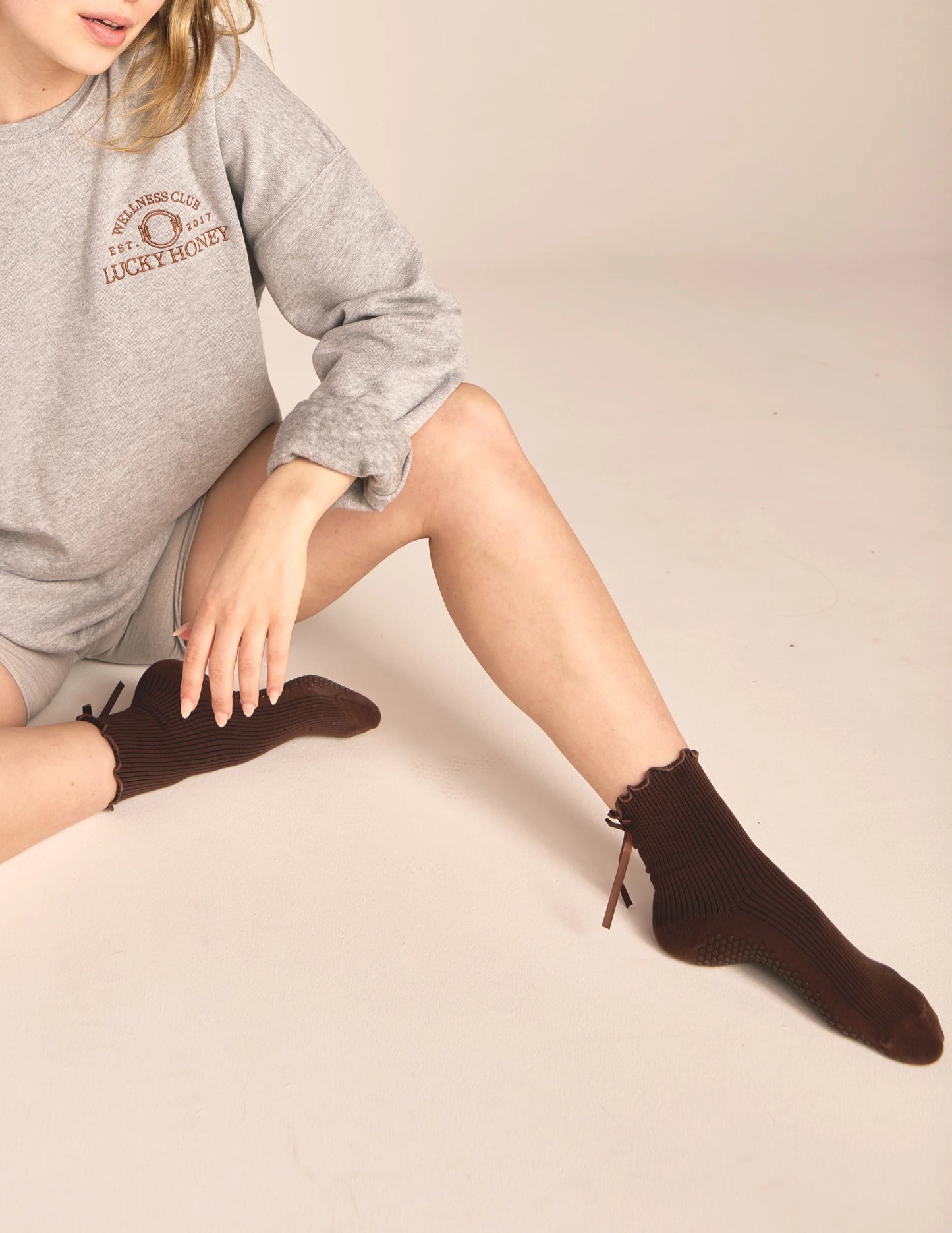 The Juliet Grip Sock | Mahogany