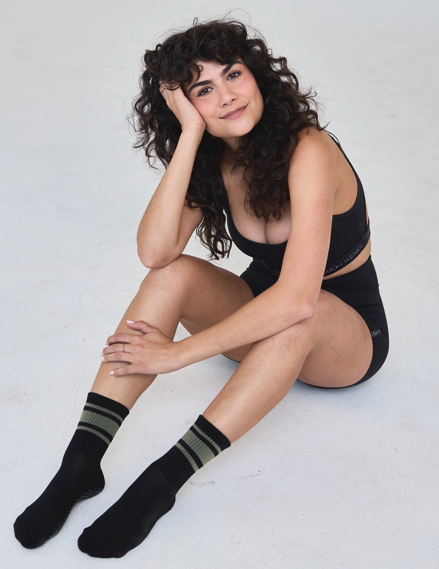 The Crew Grip Socks | Black & Olive