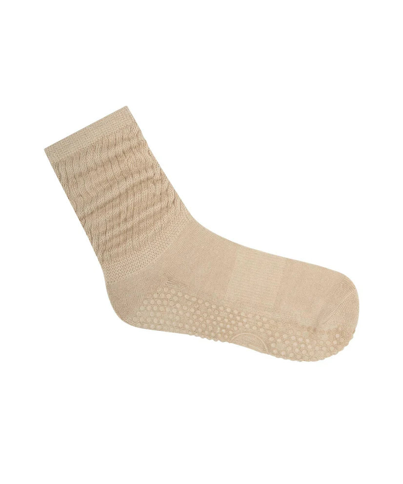 Scrunch Non Slip Grip Socks | Latte