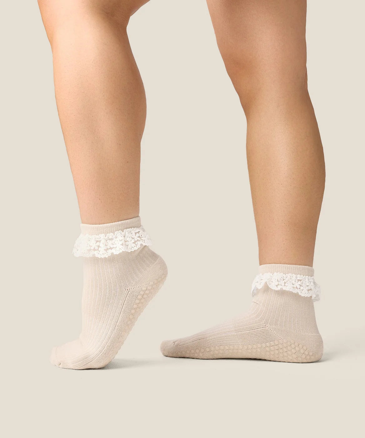 Quarter Crew Grip Socks | Lovers Lace