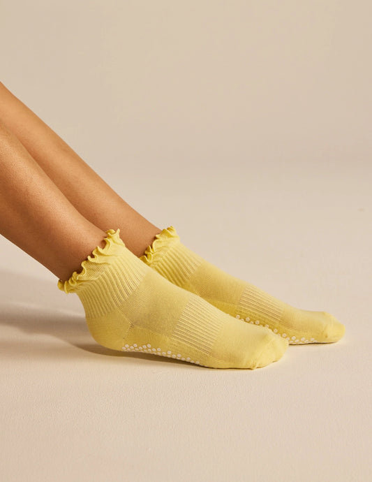 The Ruffle Grip Sock | Lemon