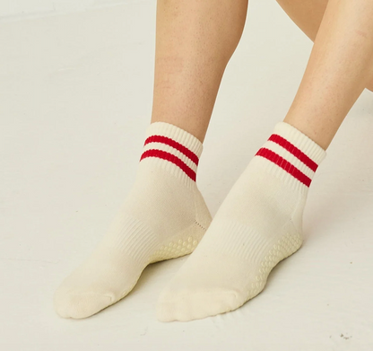 The Boyfriend Grip Socks | Off-White & Red