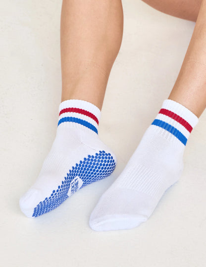 The Boyfriend Grip Socks | Red & Blue